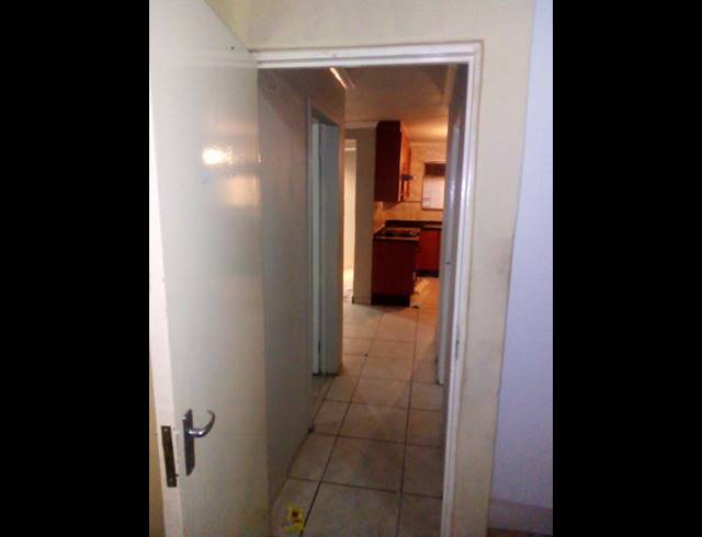 2 BEDROOM PROPERTY TO RENT IN RABIE RIDGE